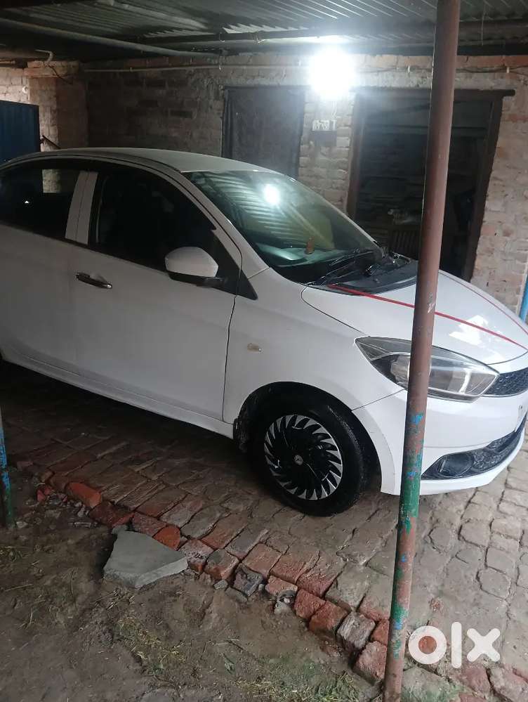 Tata Tigor Petrol 2018
