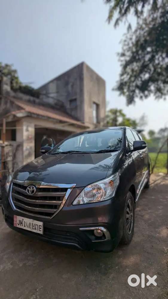 Toyota Innova 2015 Diesel Well Maintained