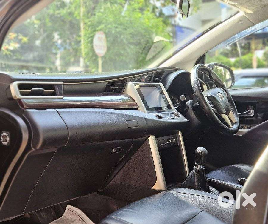 Toyota Innova Crysta 2.4 Z 7 Str, 2017, Diesel