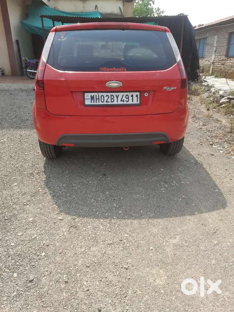 Ford Figo Lxi Petrol 2010