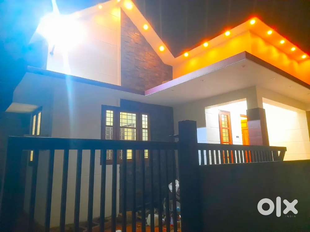 4CENT peyad Thachottukavu jn near New house