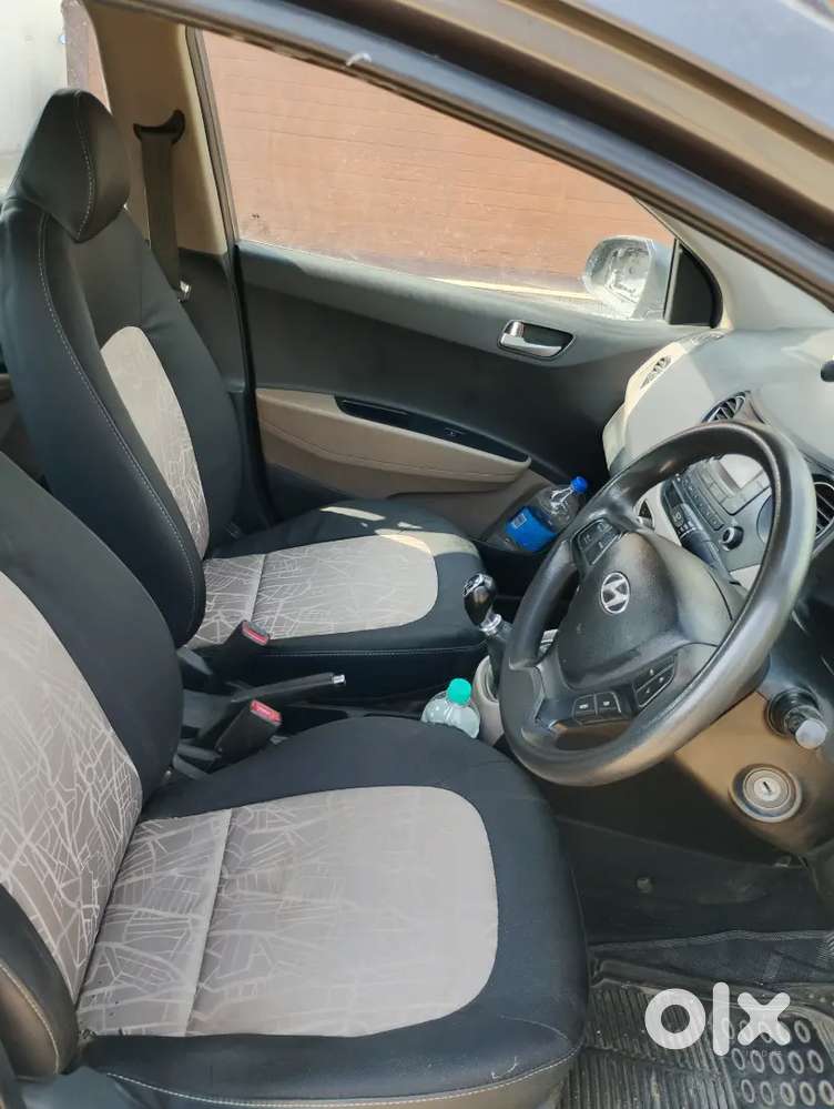 Hyundai Grand I10 2015 Petrol 71200 Km Driven