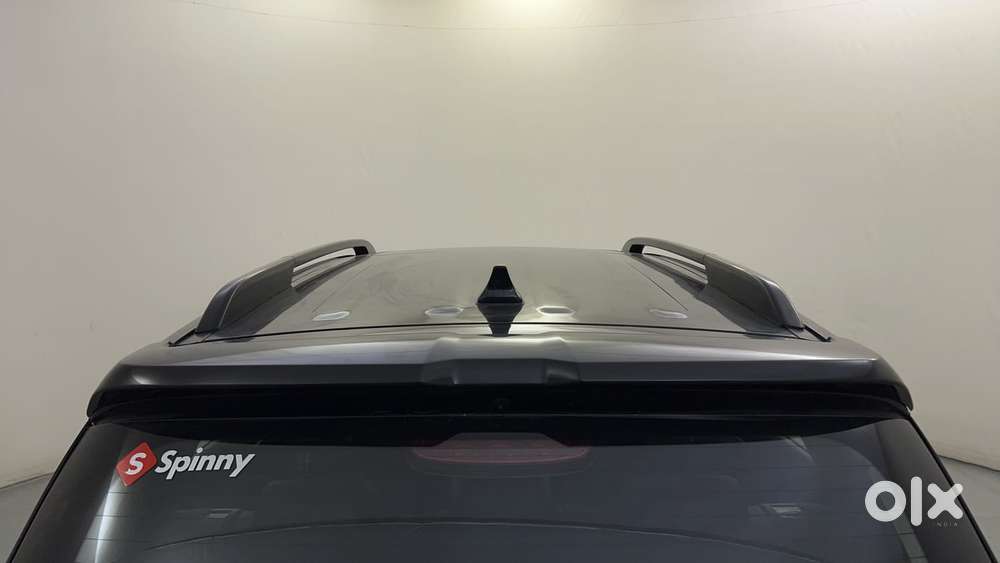Hyundai Venue N Line N8 Dct Dual Tone, 2023, Petrol