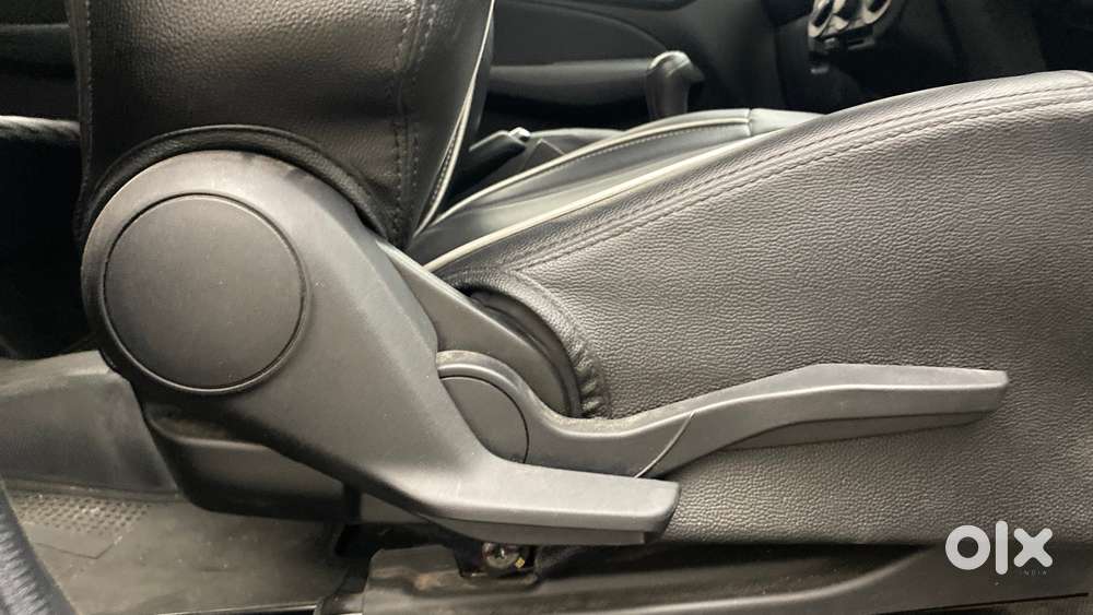 Maruti Suzuki Swift Vxi, 2021, Petrol