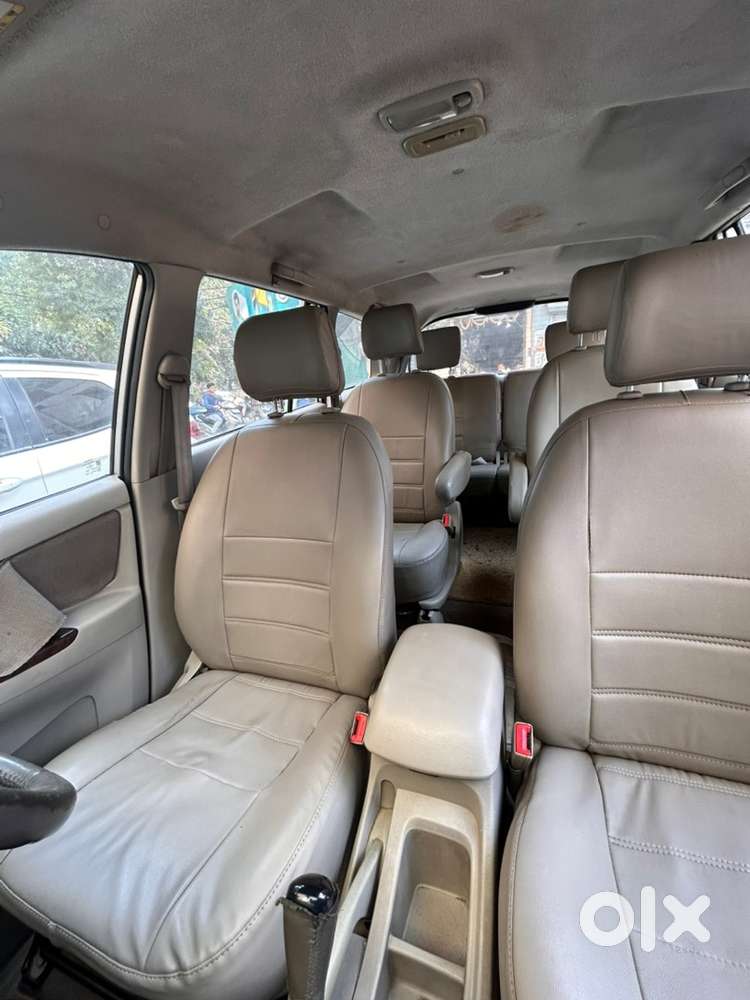 Toyota Innova 2014 Diesel 102500 Km Driven