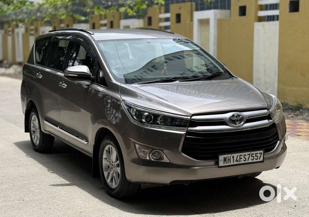 Toyota Innova Crysta 2.4 Vx Mt 8s, 2016, Diesel