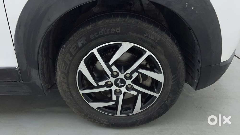Mahindra Xuv 3xo Ax5 Ds Mt, 2024, Diesel