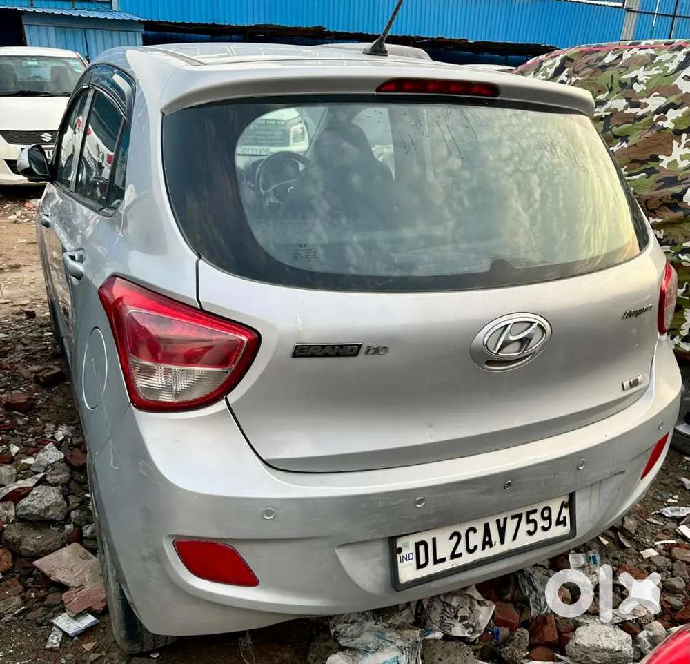 I10 Grand 2016 Cng All Original Car Second Owner