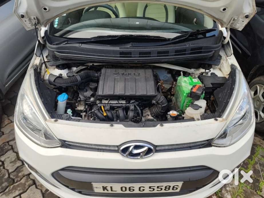 Hyundai Grand I10 Sportz, 2014, Petrol