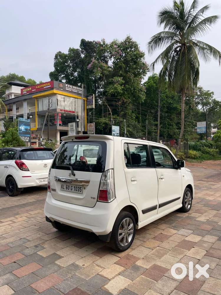 Maruti Suzuki Wagon R Stingray Vxi, 2013, Petrol