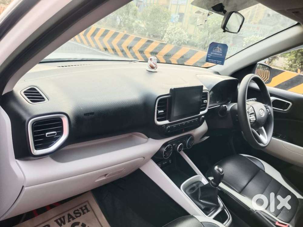 Hyundai Venue S Plus Mt 1.2 Kappa, 2022, Petrol