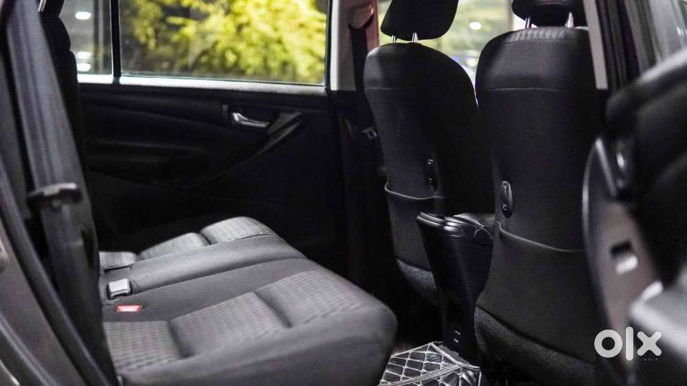 Toyota Innova Crysta 2.7 Gx At 8s, 2021, Petrol