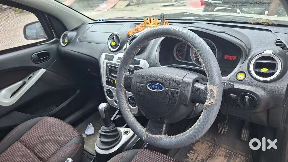 Ford Figo Diesel Zxi 2013