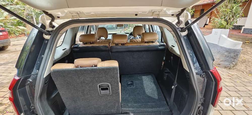 Mahindra Xuv500 2018 W11 (o) At Awd