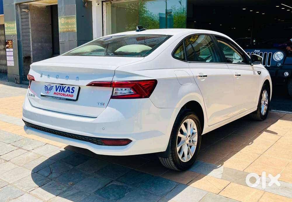 Skoda Slavia Ambition 1.5l Tsi Dsg, 2024, Petrol