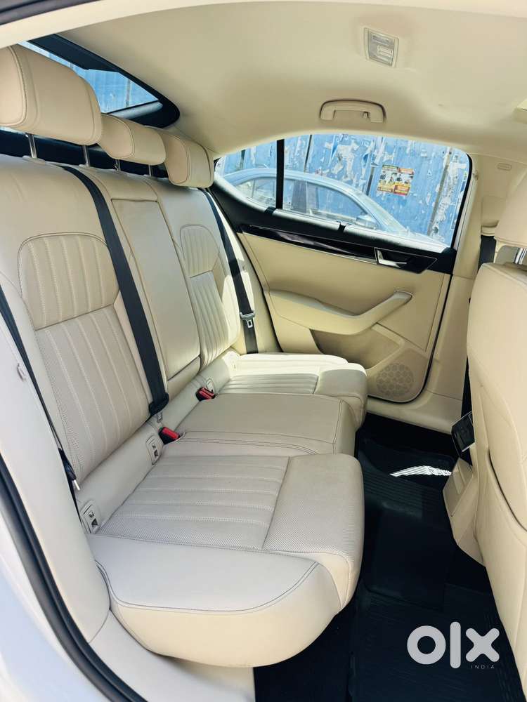 Skoda Superb 2.0 L&k Tsi At, 2021, Petrol