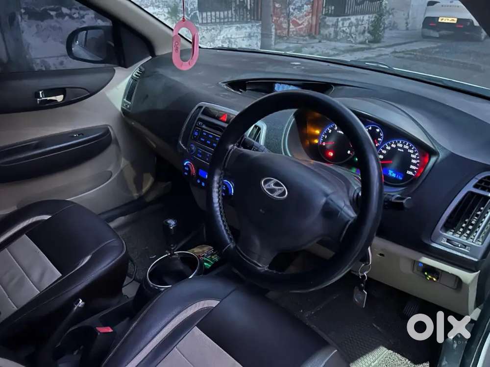 Petrol Cng  I20 Auto Fold Mirror Remote Key