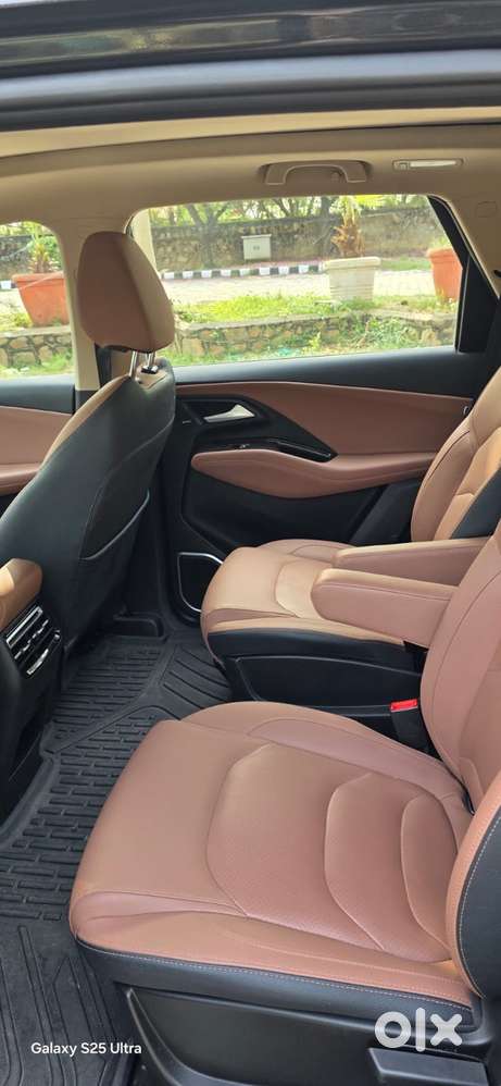 Mg Hector Plus Savvy Pro 1.5 Turbo Petrol Cvt 7 Str, 2024, Petrol