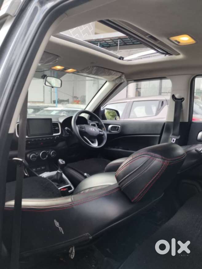 Hyundai Venue Sx Mt, 2021, Petrol