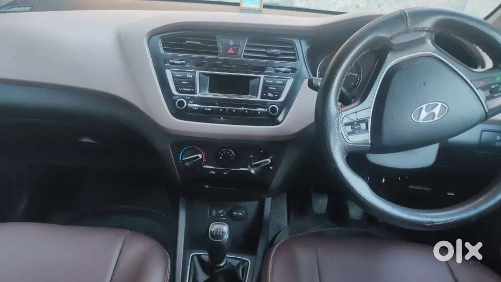 Hyundai Elite I20 2014 Petrol 102000 Km Driven