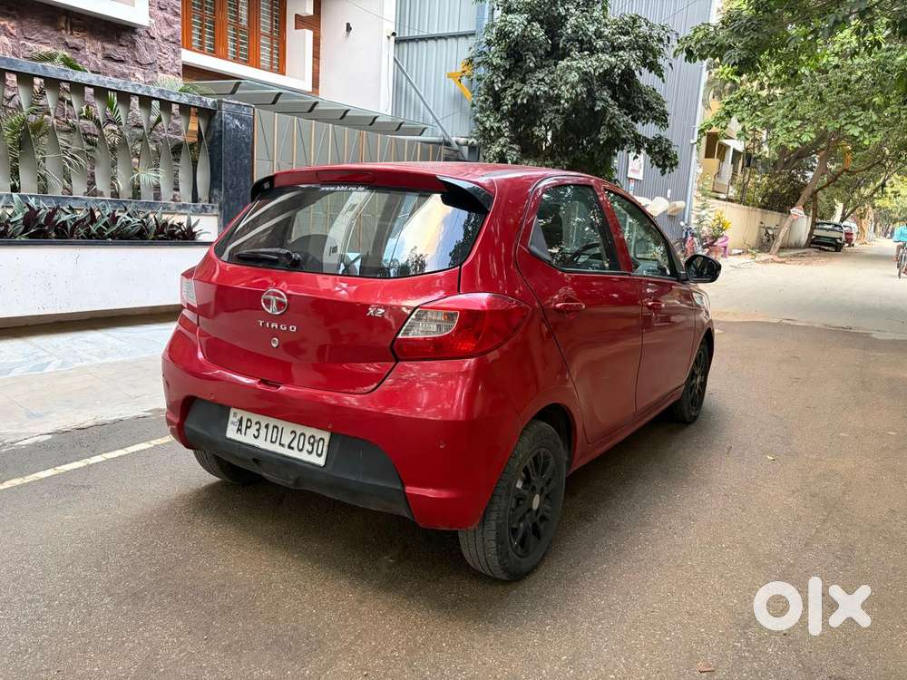 Tata Tiago Xz, 2016, Petrol