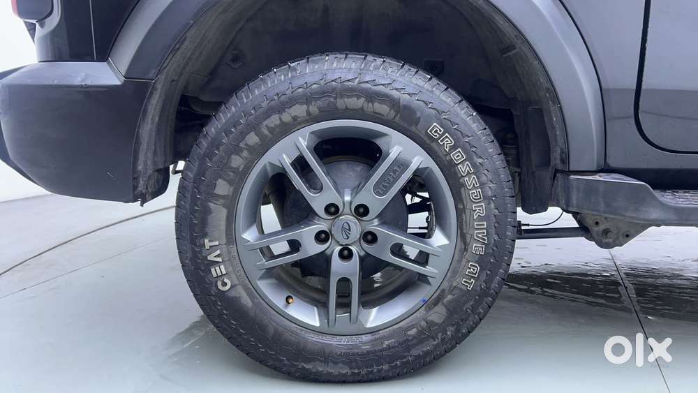 Mahindra Thar 2.0 Lx Hard Top Petrol At 4 Rwd, 2022, Petrol
