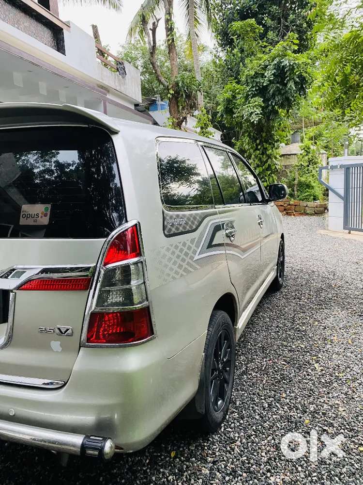 Toyota Innova 2008
