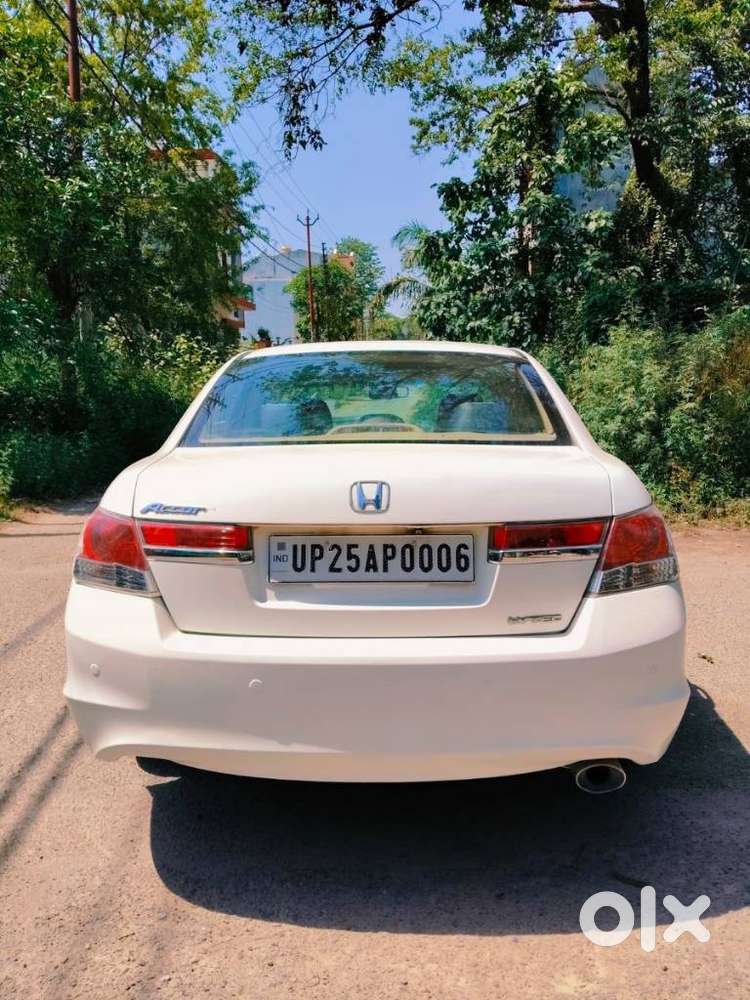 Honda Accord 1.8 Mt, 2011, Petrol