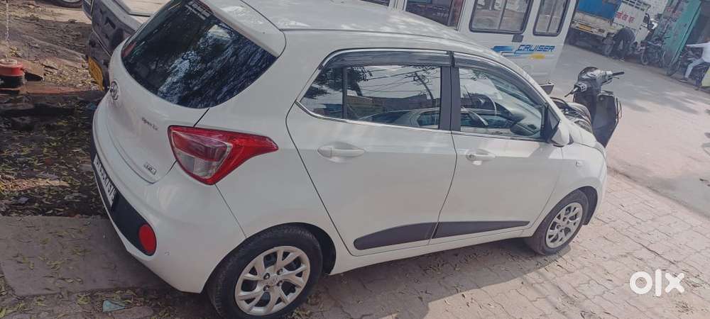 Hyundai Grand I10 Sportz(o) 1.2 Mt, 2017, Petrol