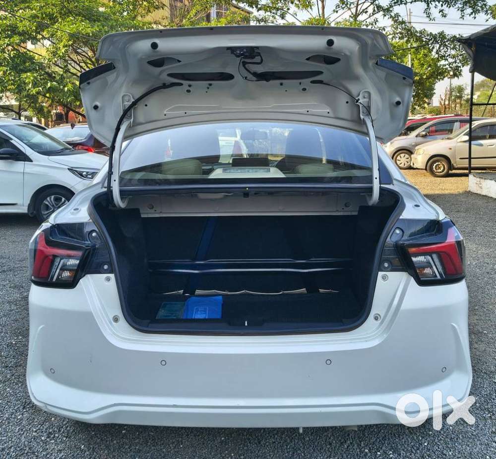 Maruti Suzuki Dzire Zxi Plus Ags, 2025, Petrol