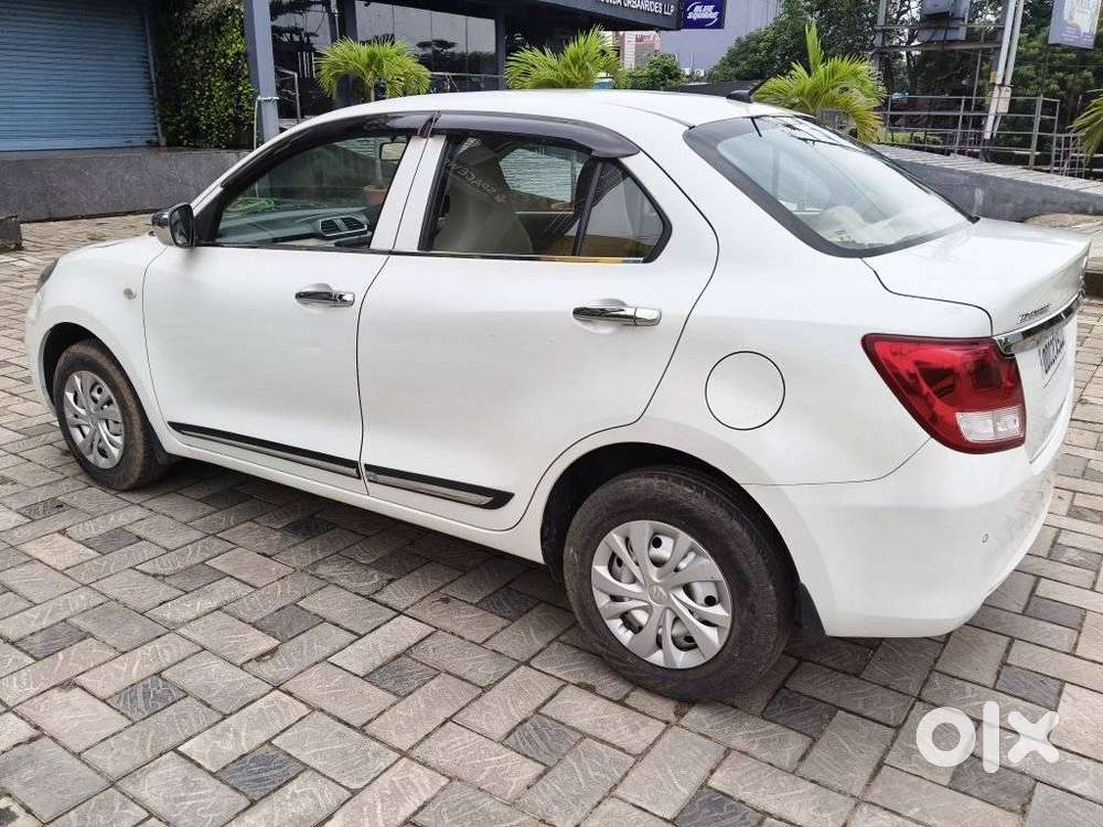 Maruti Suzuki Swift Dzire 1.3 Lxi, 2022, Petrol