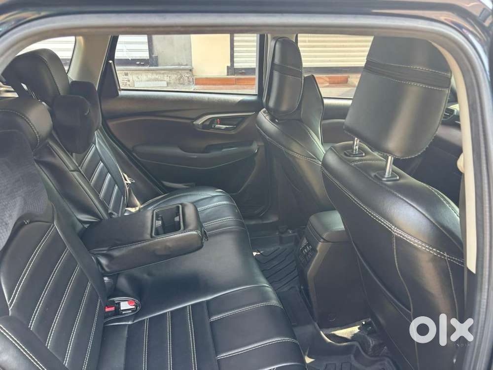 Maruti Suzuki Grand Vitara 2023 Petrol Well Maintained