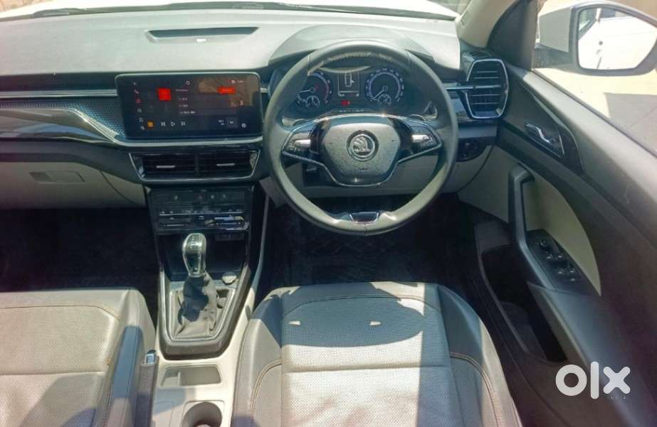 Skoda Kushaq 1.0 Tsi Style At, 2022, Petrol