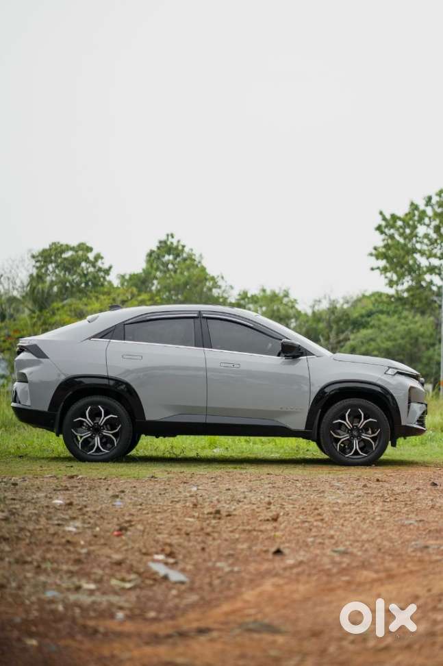 Tata Curvv Accomplished Plus A 1.2 Hyperion Gdi Petrol 6mt, 2025, Pe..