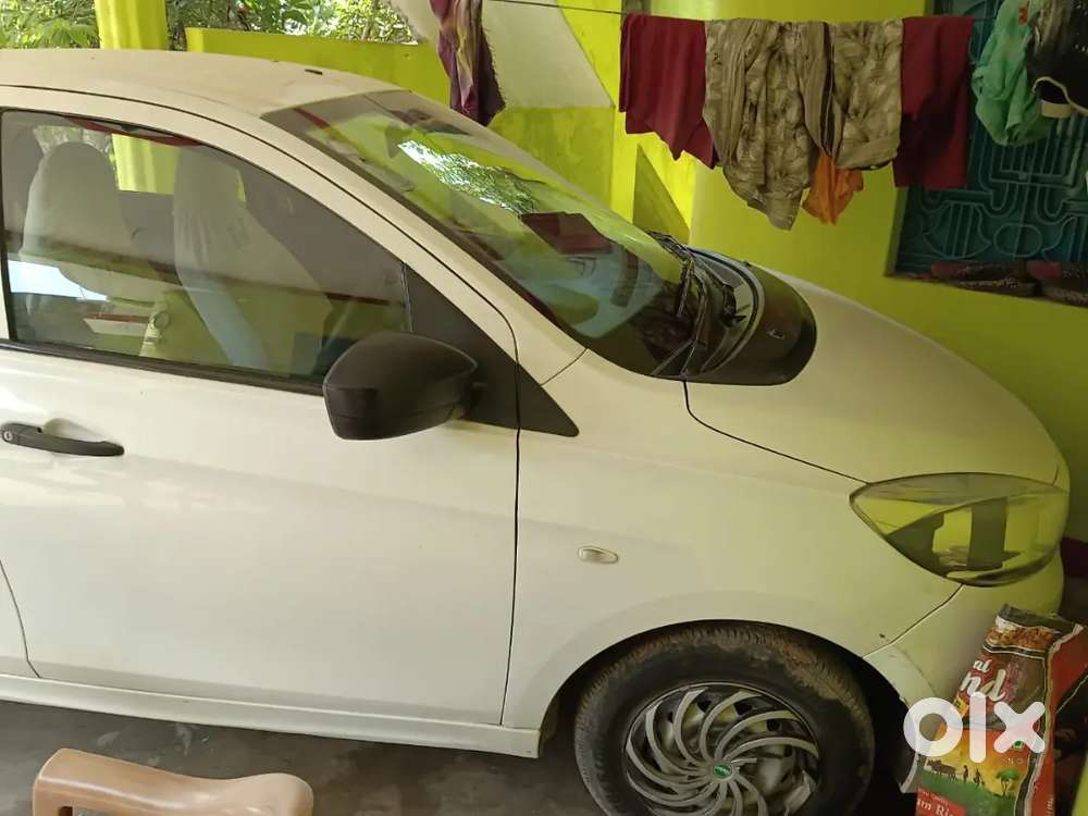 Tata Tiago Revotron 2018