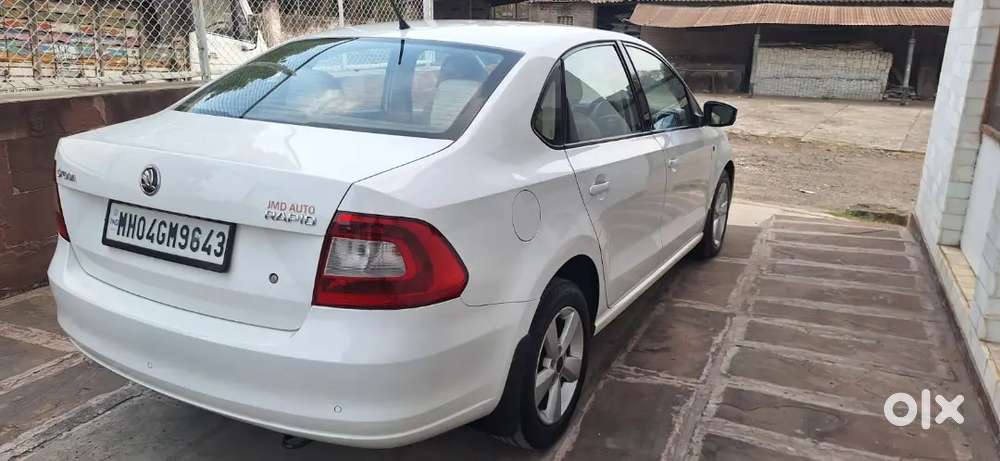 Skoda Rapid 1.5 Tdi 2014