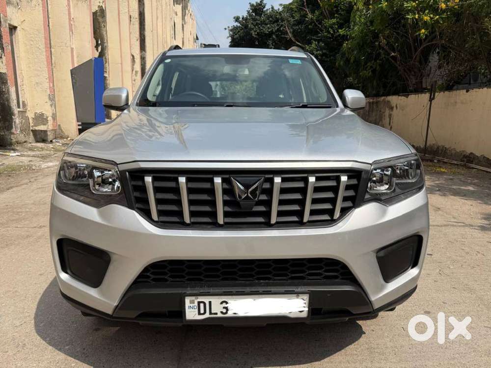 Mahindra Scorpio N Z4 Petrol Mt 7 Str, 2023, Petrol