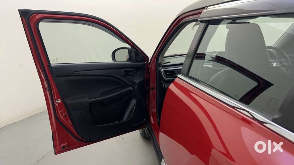 Maruti Suzuki Brezza Vxi At, 2022, Petrol