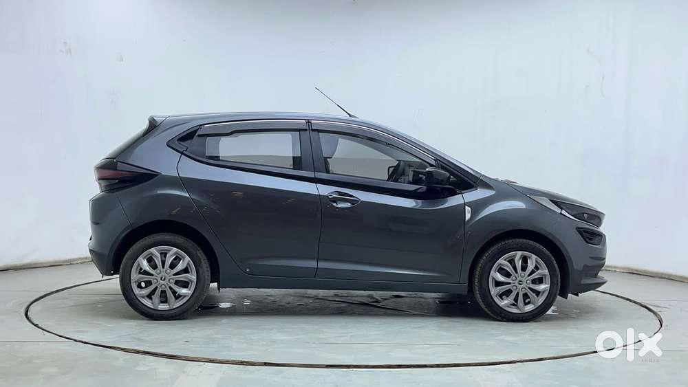 Tata Altroz 1.2 Xm Plus, 2022, Petrol