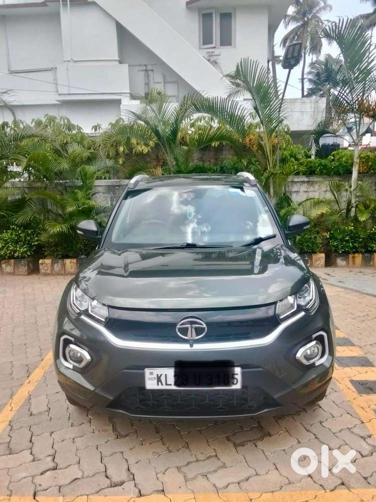 Tata Nexon 2021 Petrol Automatic With Sunroof Well Maintained
