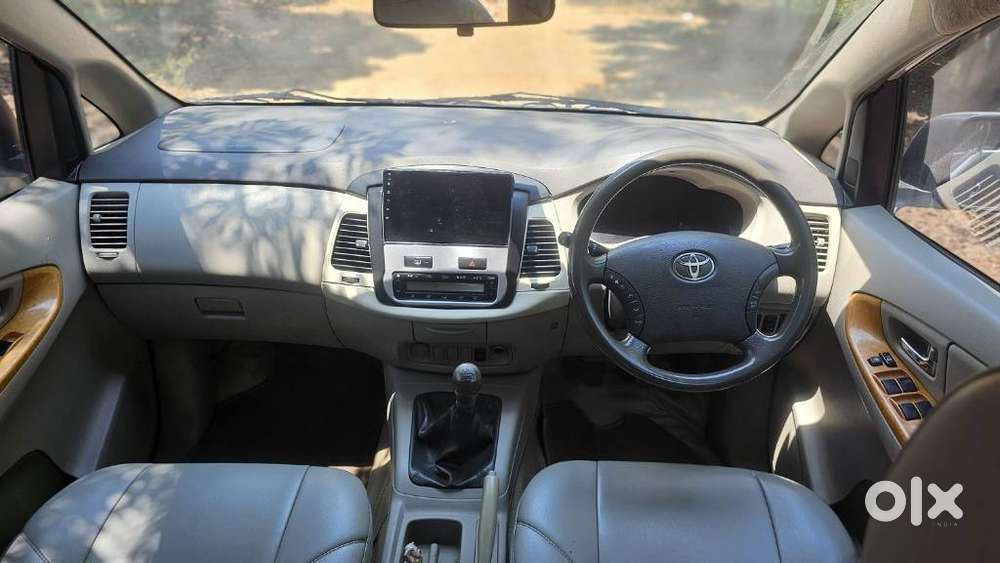 Toyota Innova 2.5 Vx 7 Seater Bs Iv, 2009, Diesel