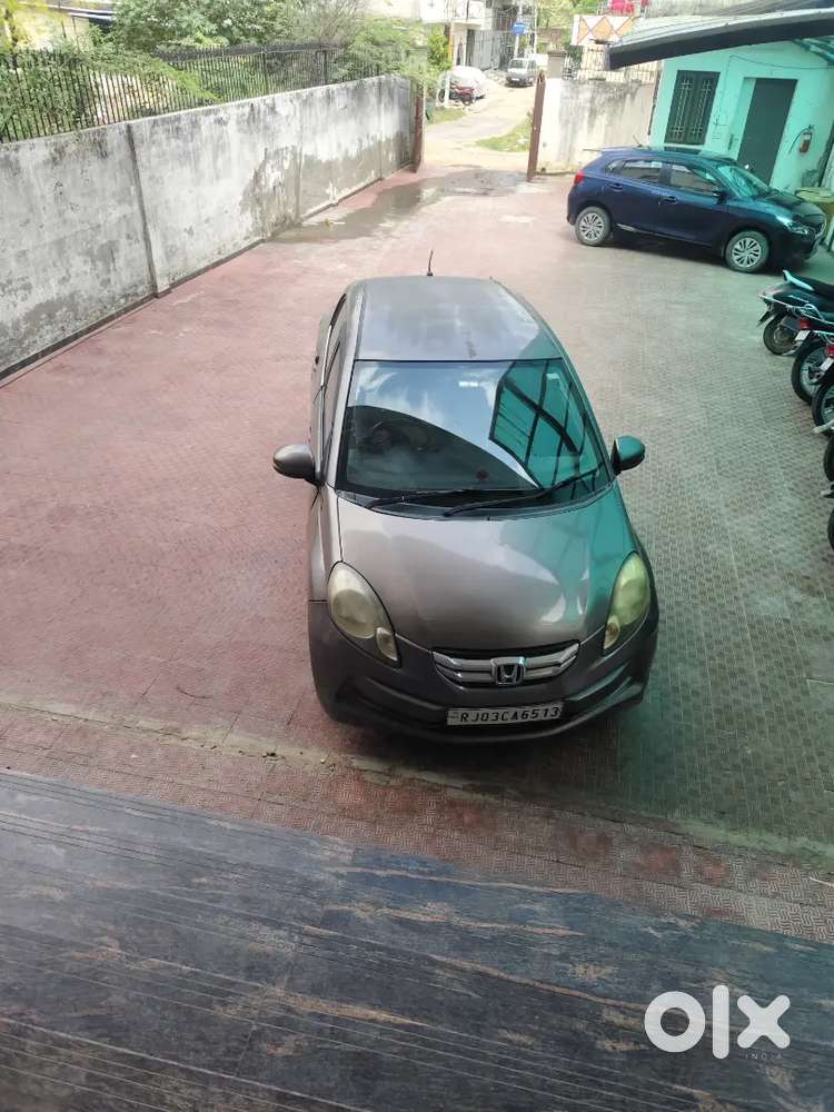 Honda Amaze 2015 Diesel 180000 Km Driven
