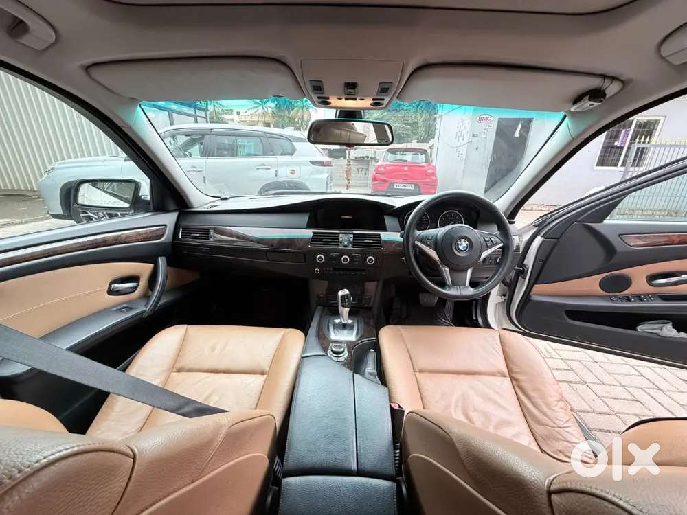 Bmw 5 Series 530i 2010