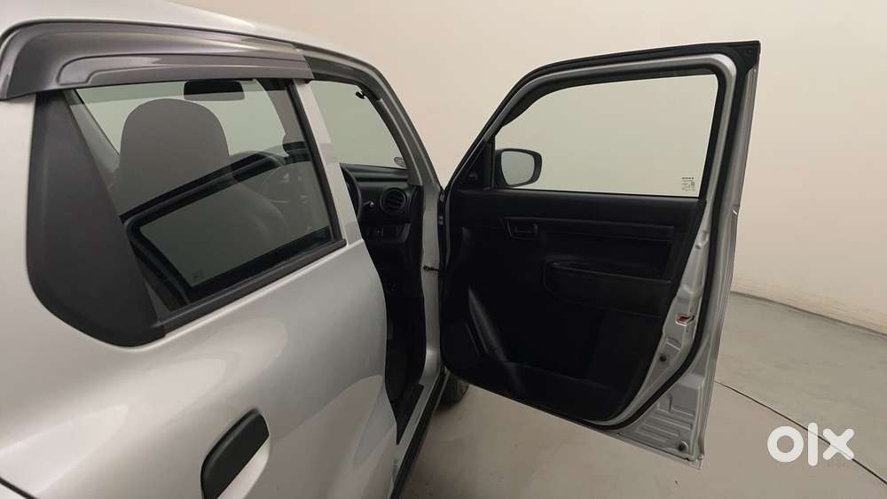 Maruti Suzuki S-presso Vxi, 2023, Petrol