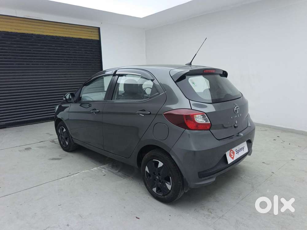 Tata Tiago 1.2 Revotron Xta, 2025, Petrol