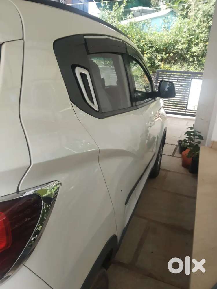 Mahindra Kuv 100 Diesel 2017 Manual Car