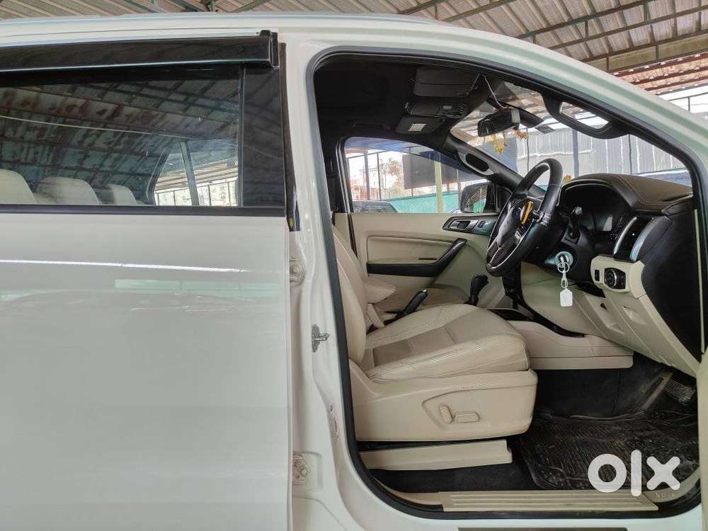 Ford Endeavour 3.2 Titanium At 4x4, 2017, Diesel