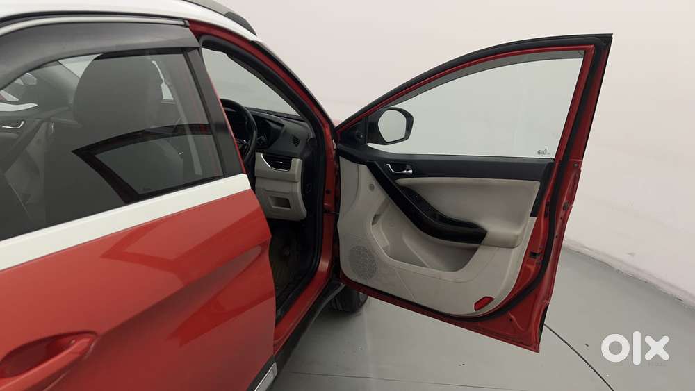 Tata Nexon 1.5 Revotorq Xza Plus Dualtone, 2021, Petrol