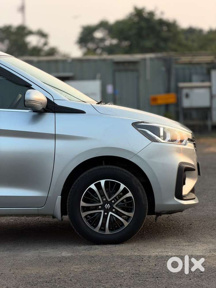 Maruti Suzuki Ertiga Zxi Plus At Shvs, 2022, Petrol