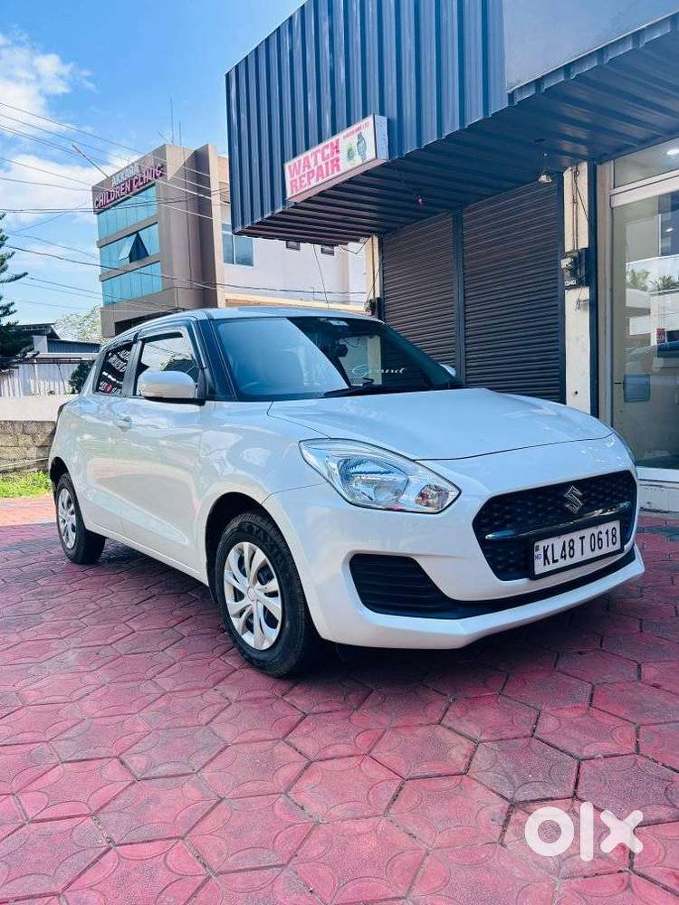 Maruti Suzuki Swift 1.2 Vxi (o), 2023, Petrol